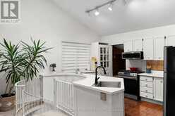 127 SHORELINE DRIVE | Oro-Medonte Ontario | Slide Image Eight