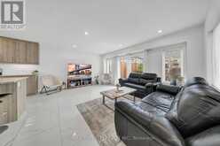 13 PONY WAY | Kitchener Ontario | Slide Image Ten