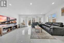 13 PONY WAY | Kitchener Ontario | Slide Image Eight