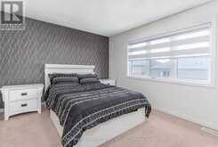 32 HEDGES CRESCENT | Hamilton Ontario | Slide Image Twelve