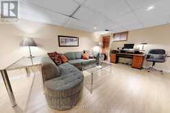 14 HESLOP DRIVE | Toronto Ontario | Slide Image Thirty