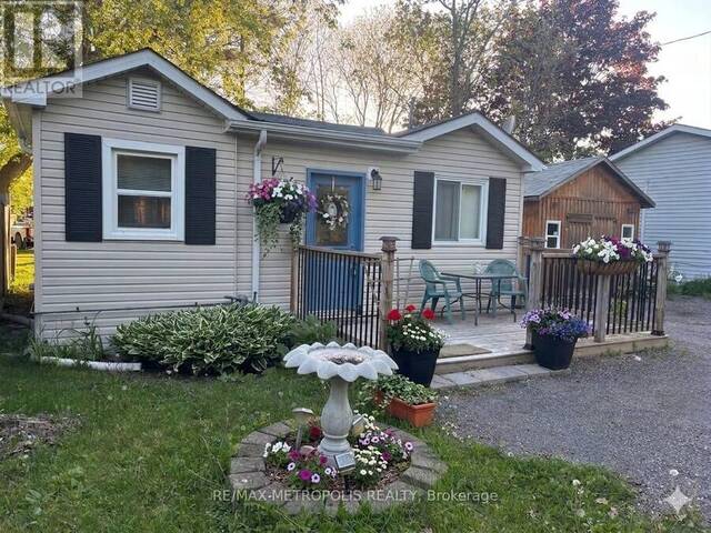 28 & 30 THOMPSON DRIVE Georgina Ontario, L0E 1L0 - 2 Bedrooms Home For Sale