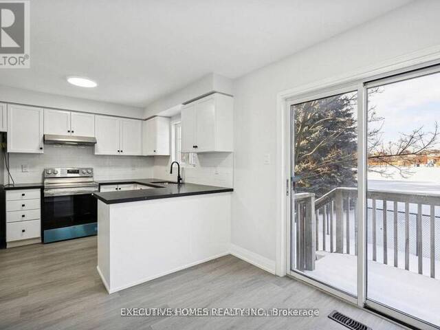 60 - 2665 THOMAS STREET Mississauga Ontario, L5M 6G6 - 3 Bedrooms Condo For Sale