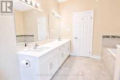 283 MACALISTER BOULEVARD | Guelph Ontario | Slide Image Thirty