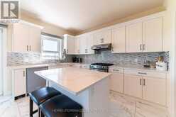 42 GRANDVILLE CIRCLE | Paris Ontario | Slide Image Thirteen