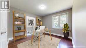 22 ROYAL DOULTON DRIVE | Toronto Ontario | Slide Image Twelve
