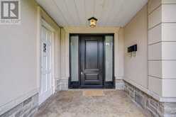 5 HOPEDALE COURT | Mississauga Ontario | Slide Image Two
