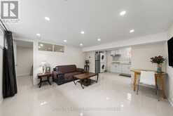 29 WESTWOOD LANE | Richmond Hill Ontario | Slide Image Thirty-four