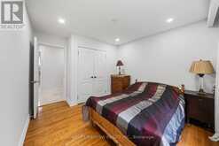 29 WESTWOOD LANE | Richmond Hill Ontario | Slide Image Thirteen