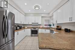 21 WOLF TRAIL CRESCENT | Richmond Hill Ontario | Slide Image Twenty-two