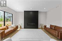 102 MILLPOND ROAD | Niagara-on-the-Lake Ontario | Slide Image Ten