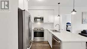 229 - 128 GROVEWOOD COMMON | Oakville Ontario | Slide Image Nineteen