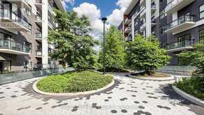 229 - 128 GROVEWOOD COMMON | Oakville Ontario | Slide Image Forty-eight