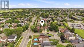 3 TWINOAKS CRESCENT | Hamilton Ontario | Slide Image Seventeen