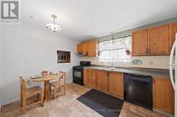 3 TWINOAKS CRESCENT | Hamilton Ontario | Slide Image Five