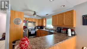 25 KENTUCKY AVENUE | Wasaga Beach Ontario | Slide Image Eight