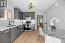 350 PICKERING CRESCENT | Newmarket Ontario | Slide Image Seventeen