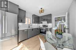 350 PICKERING CRESCENT | Newmarket Ontario | Slide Image Sixteen