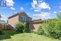350 PICKERING CRESCENT | Newmarket Ontario | Slide Image Thirty-three