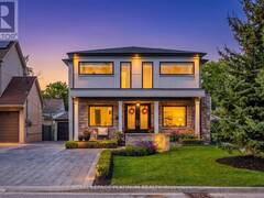 13 ARCH ROAD Mississauga Ontario, L5M 1M4