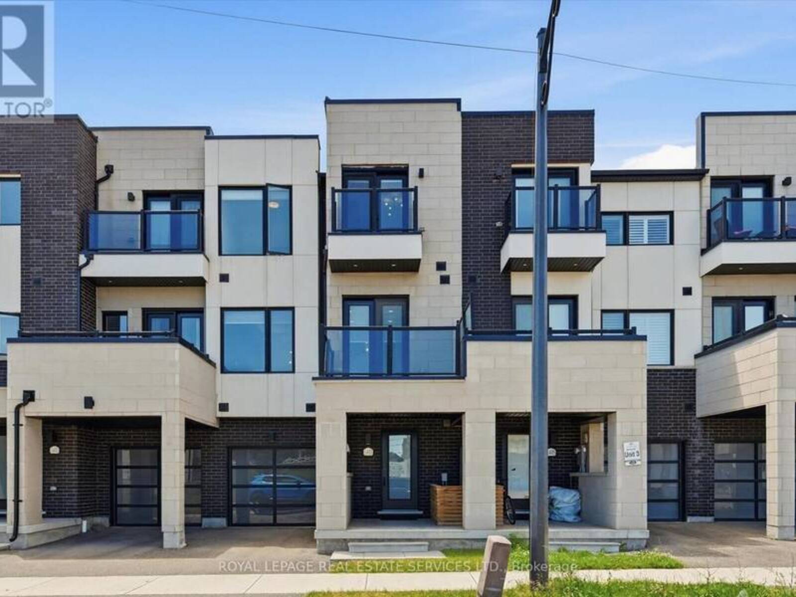1403 CLARRIAGE COURT, Milton, Ontario L9E 1L6