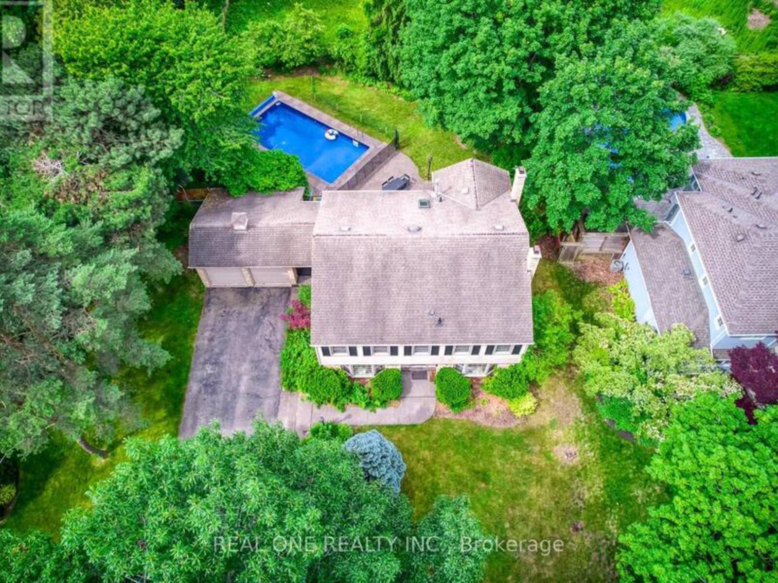 120 BLYTH CRESCENT, Oakville, Ontario L6J 5H6