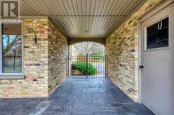 120 BLYTH CRESCENT | Oakville Ontario | Slide Image Forty