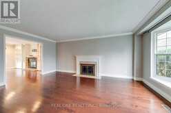 120 BLYTH CRESCENT | Oakville Ontario | Slide Image Eight