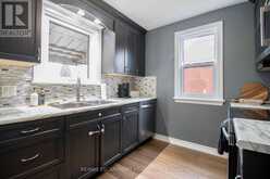 149 EAST 34TH STREET | Hamilton Ontario | Slide Image Eight