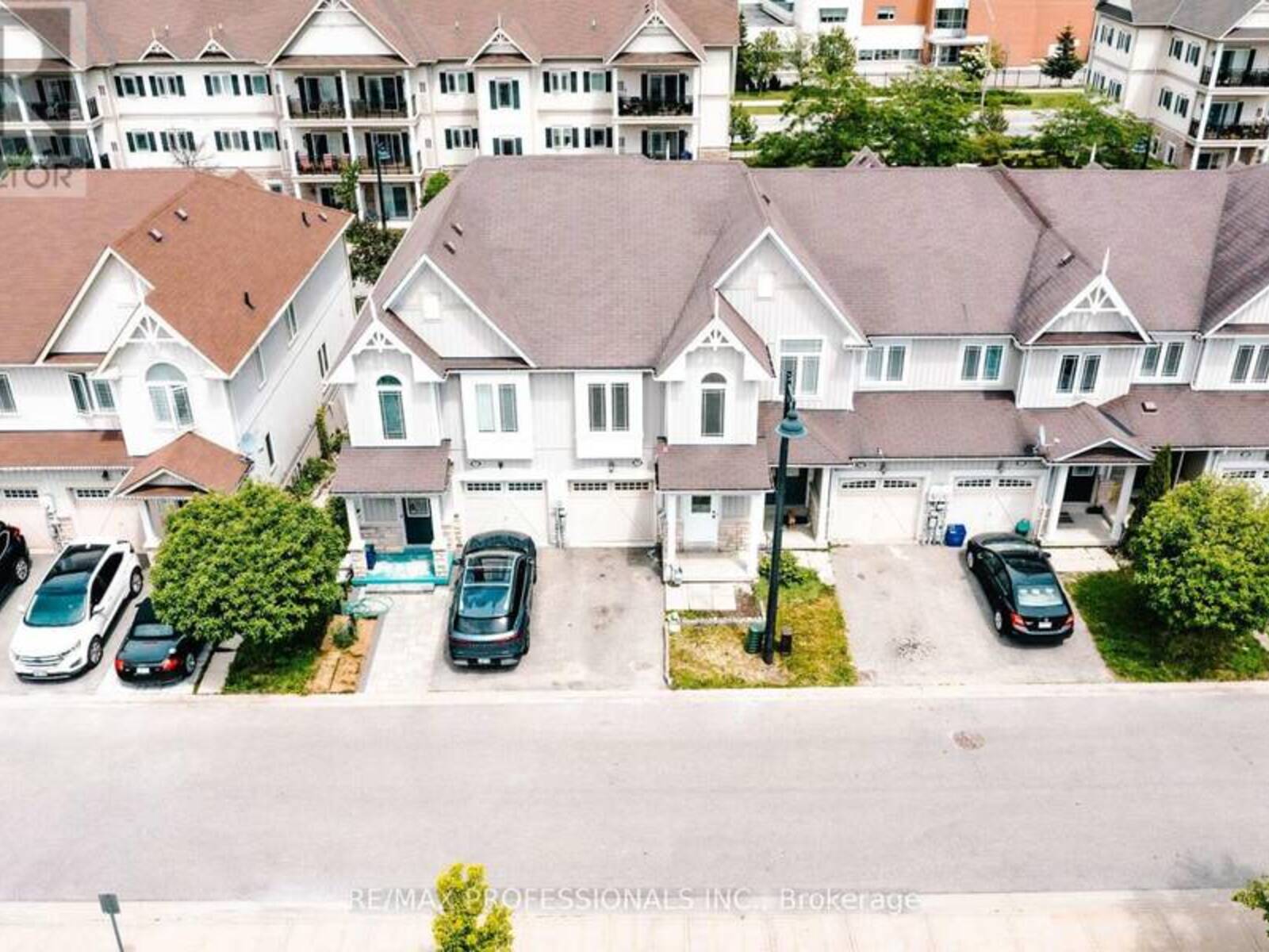 71 CONNELL LANE, Clarington, Ontario L1C 0L1