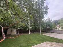 38 CAMELOT SQUARE | Barrie Ontario | Slide Image Thirty-three