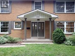 1585 CROMBIE ROAD Mississauga Ontario, L5J 4J1