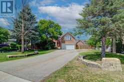14 ANTRIM COURT E | Caledon Ontario | Slide Image Two