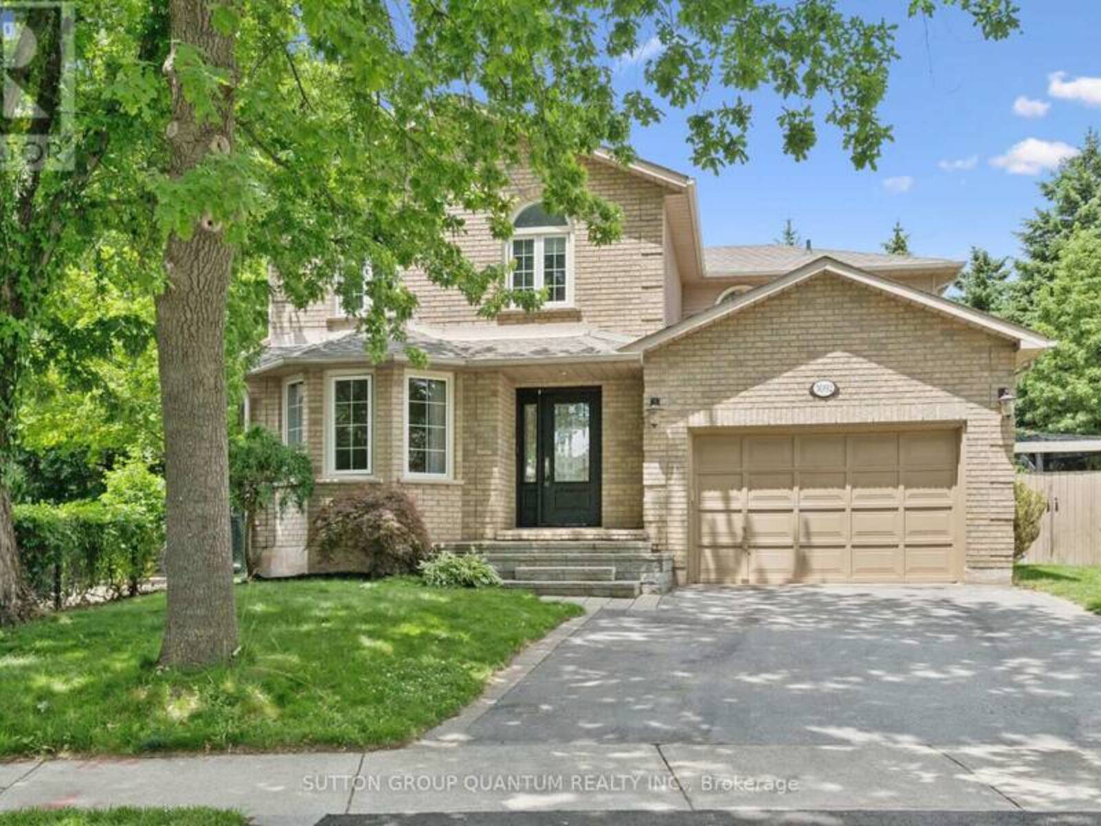 3092 SHANNON CRESCENT, Oakville, Ontario L6L 6B4
