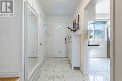 2097 MARINE DRIVE | Oakville Ontario | Slide Image Five