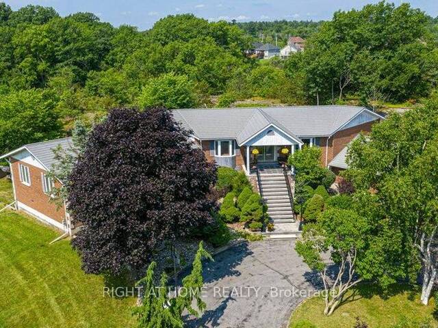550 QUEEN STREET E Gananoque Ontario, K7G 2B1 - 5 Bedrooms Waterfront Home For sale