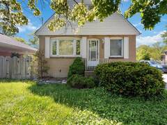 457 MONTCALM AVENUE Sarnia Ontario, N7S 2P8