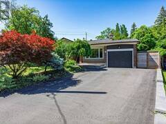 8 NORDIC PLACE Toronto Ontario, M3A 2H9