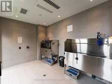 221 - 30 INN ON THE PARK DRIVE | Toronto Ontario | Slide Image Forty-three