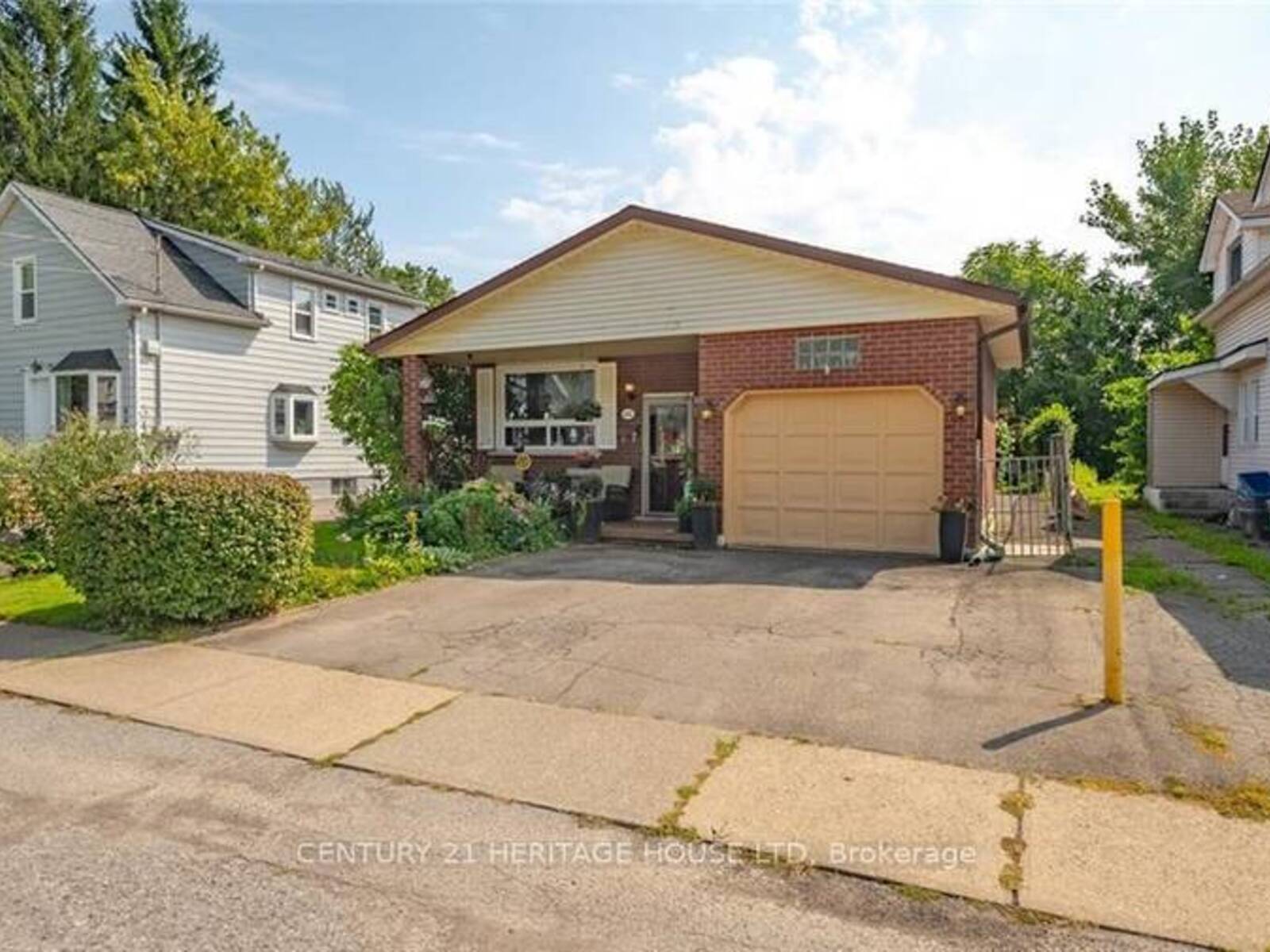 6442 TAYLOR STREET, Niagara Falls, Ontario L2G 2G1