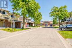 43 - 5009 PINEDALE AVENUE | Burlington Ontario | Slide Image Forty-eight