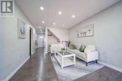 43 - 5009 PINEDALE AVENUE | Burlington Ontario | Slide Image Eight