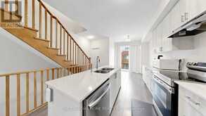 363 OKANAGAN PATH | Oshawa Ontario | Slide Image Sixteen