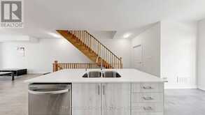 363 OKANAGAN PATH | Oshawa Ontario | Slide Image Seventeen