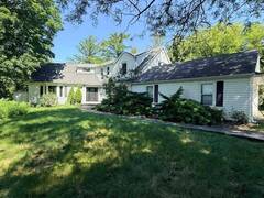 10 YORKTON BOULEVARD Markham Ontario, L6C 0J9