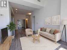 710 - 621 SHEPPARD AVENUE E | Toronto Ontario | Slide Image Three