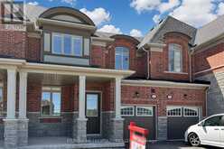 9 CATON LANE | Ajax Ontario | Slide Image Two