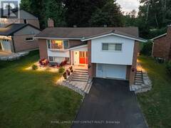 27 TOWER CRESCENT Barrie Ontario, L4N 2V3