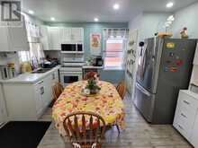 239 WEST 18TH STREET | Hamilton Ontario | Slide Image Nine