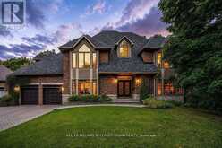 194 SHERWOOD PLACE | Newmarket Ontario | Slide Image One